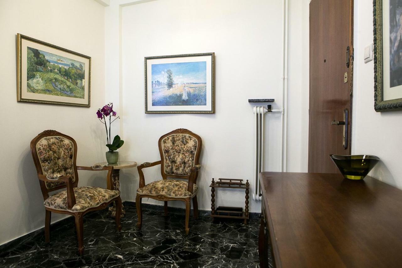 Apartment House, Larisis Metro,