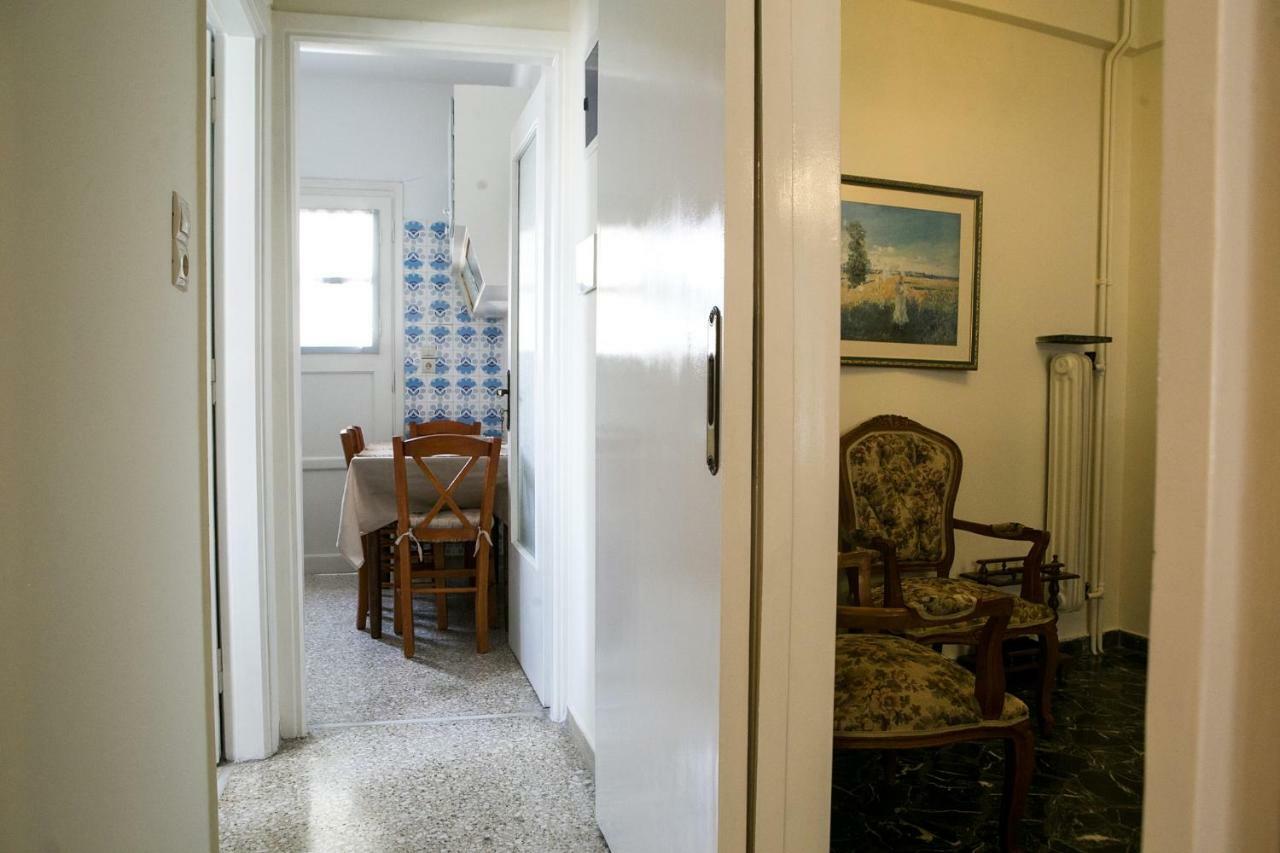 Apartment House, Larisis Metro, *