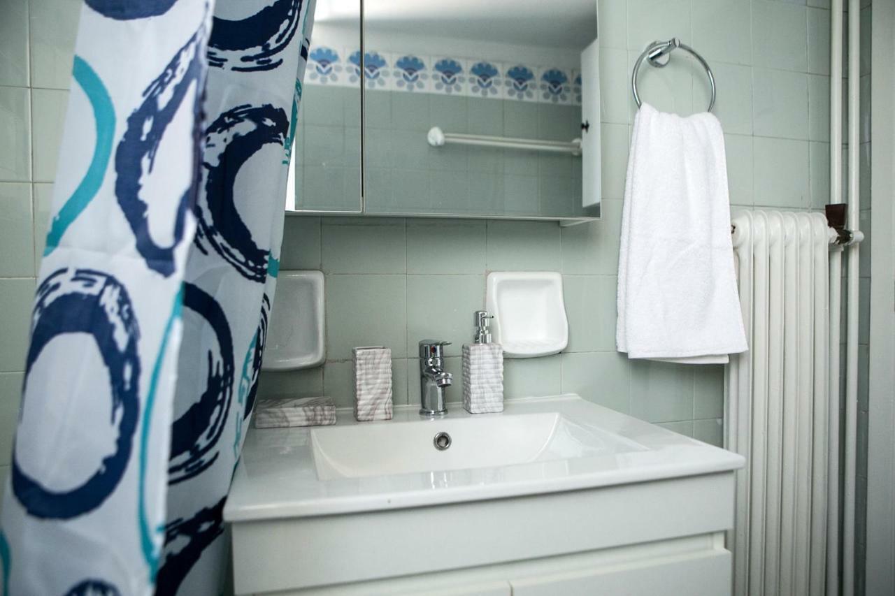 House, Larisis Metro, Apartment